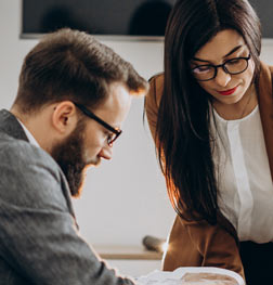 Dijital pazarlama çalışma anı